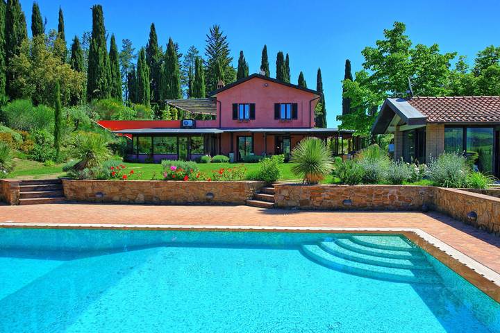 Villa per 10 persone, con piscina in San Gimignano