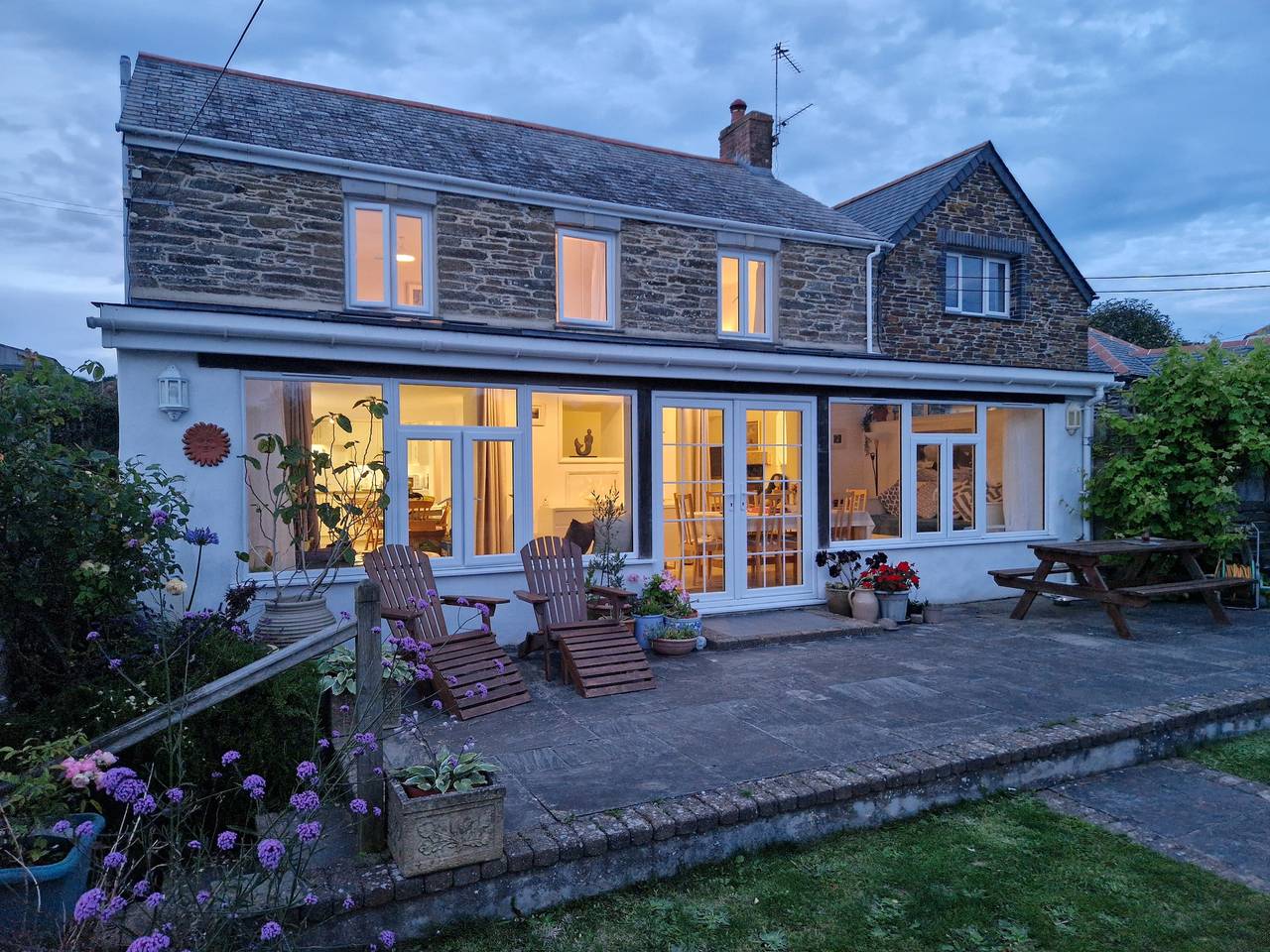 Langurra in Crantock, Cornwall