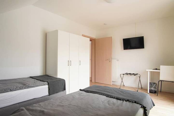 Ferienwohnung für 6 Personen, mit Balkon und Sauna in Göppingen - 2