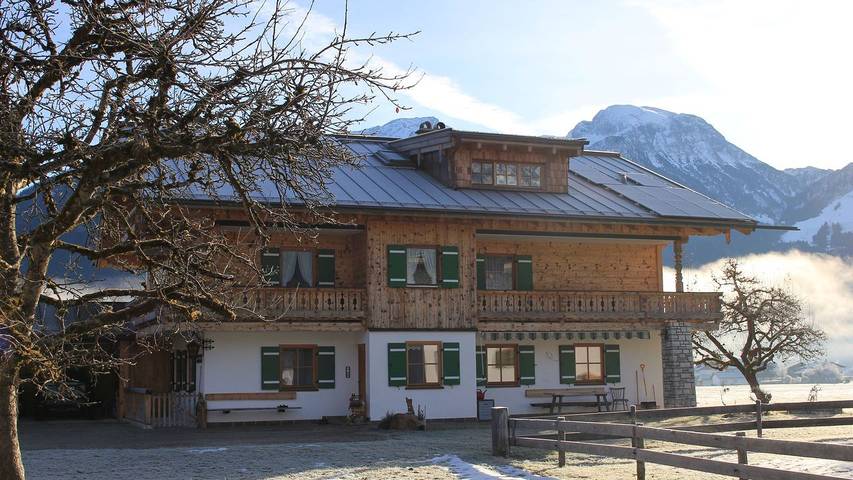 Ferienwohnung für 4 Personen, mit Balkon, kinderfreundlich im Berchtesgadener Land