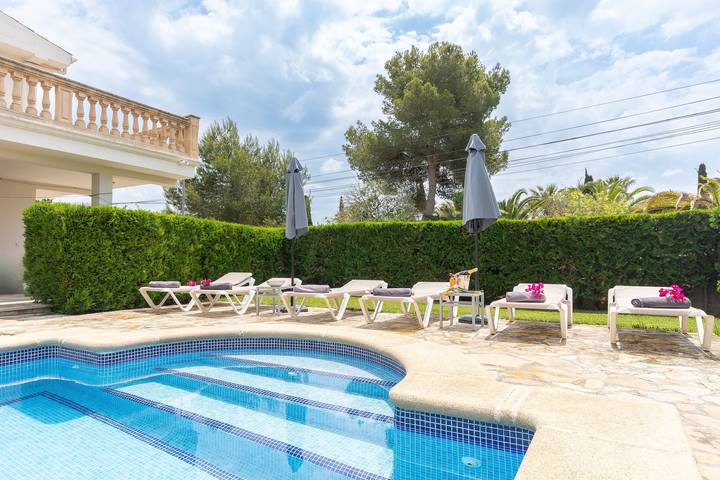 Apartamento para 8 personas, con Jardín en Playa de Muro