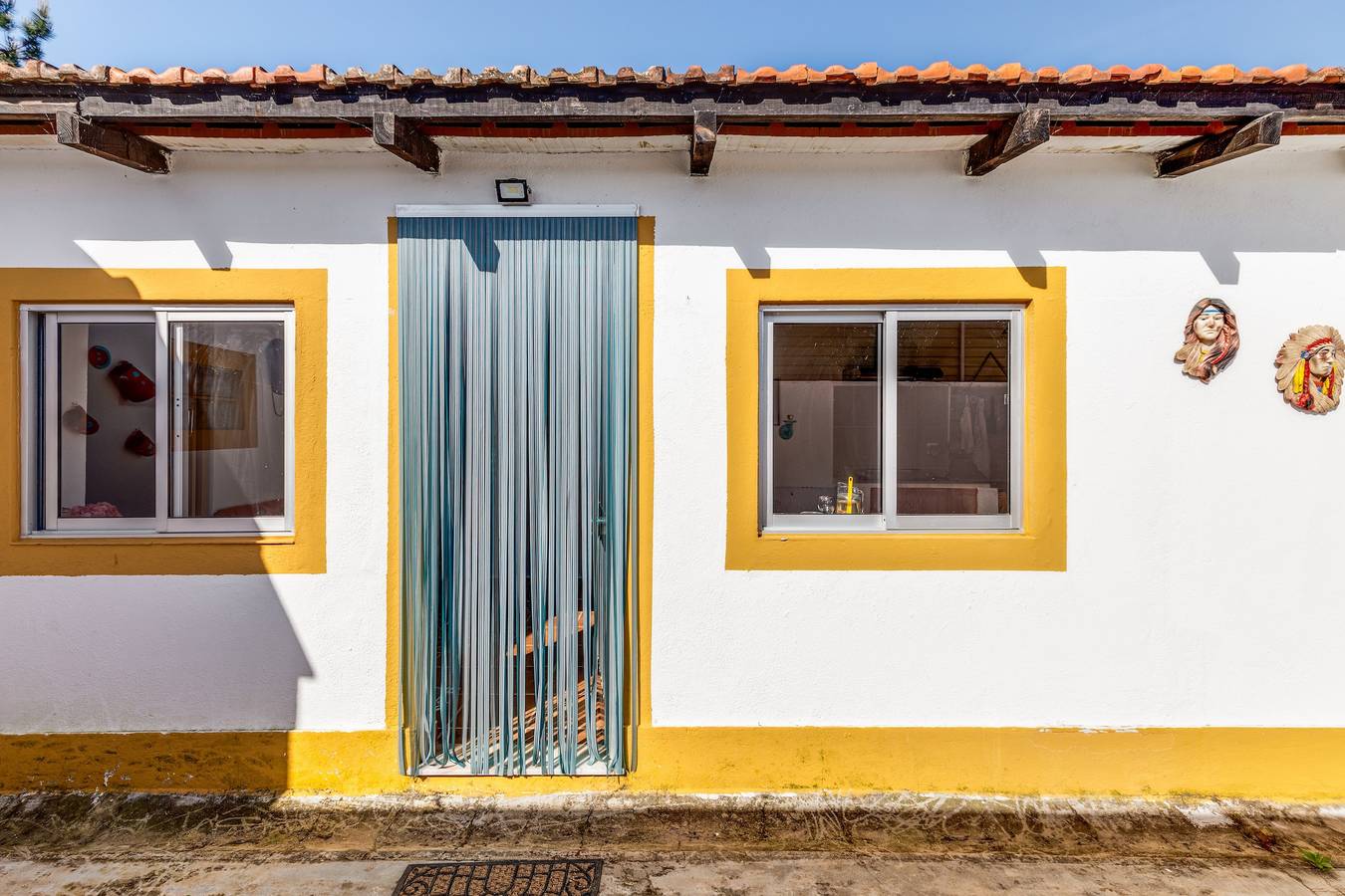 Ferienhaus "O Mundo Da Lua - Galinheiro" mit gemeinsamem Garten und Wlan in Setúbal, Halbinsel von Setúbal