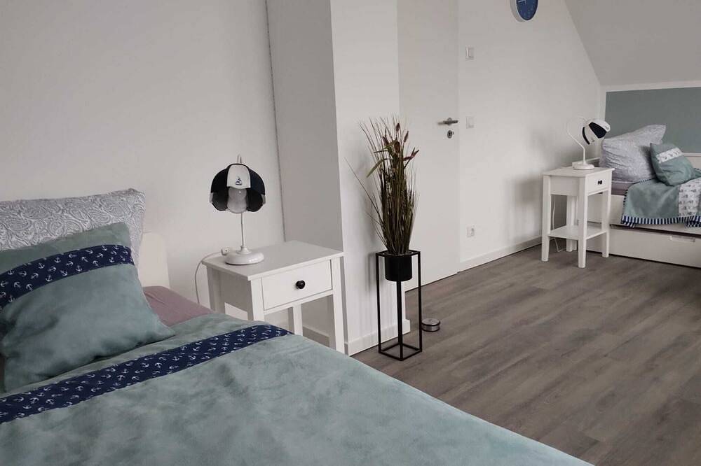 Haus Meerzeit am Bodden zw. Darß/Rügen mit Kamin & Sauna in Altenpleen, Stralsund Umland