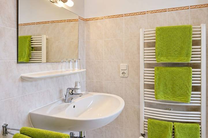 Ganze Wohnung, Appartement für 3 Personen - App. Sunshine in Karwendel (Tirol), Achenkirch