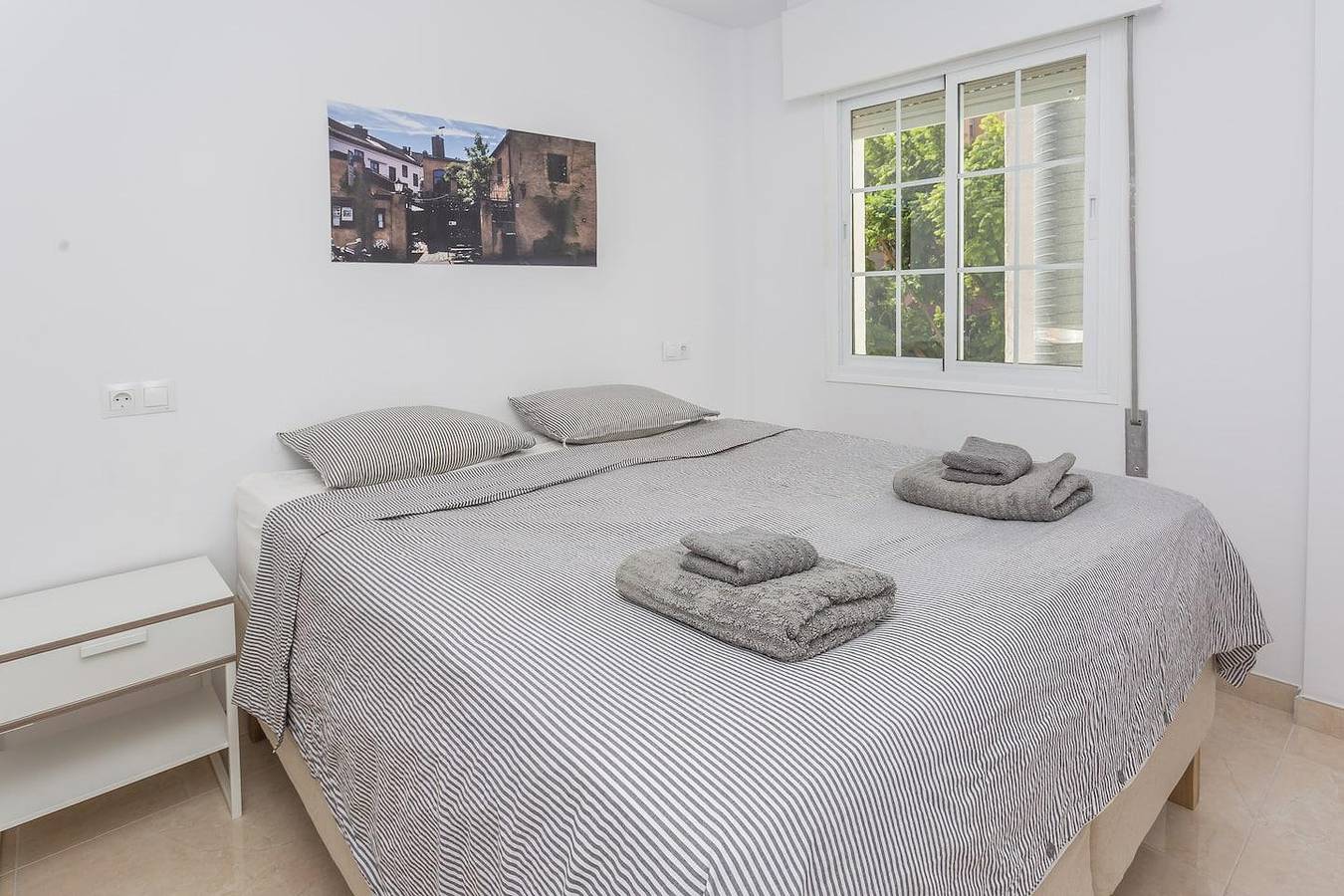 Entire apartment, Nice & Modern 3Br Fuengirola Centre - Wifi/Ac/Beach in Fuengirola Centre, Fuengirola