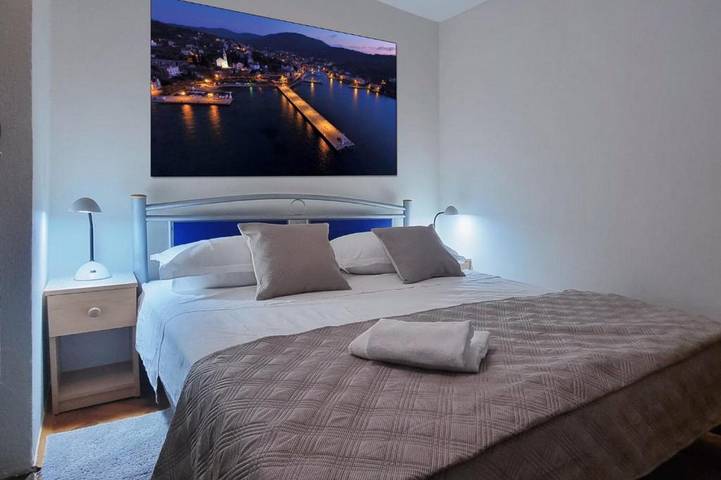 House Zlatni otok in Zlarin (Kroatische Adria), Dalmatinische Inseln