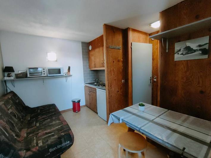 Gîte pour 3 personnes, avec balcon et vue à Taninges - 2