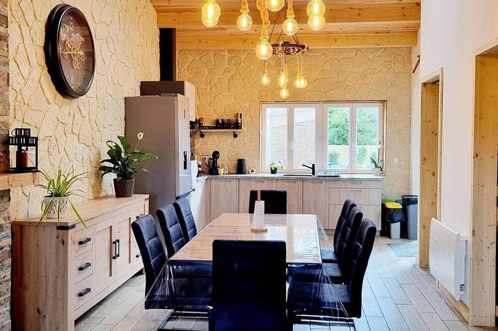 Gîte pour 6 personnes, avec Terrasse et Jardin