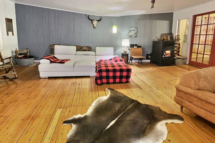 Chalet pour 24 personnes, avec balcon/terrasse et sauna, animaux acceptés dans Canada - 2