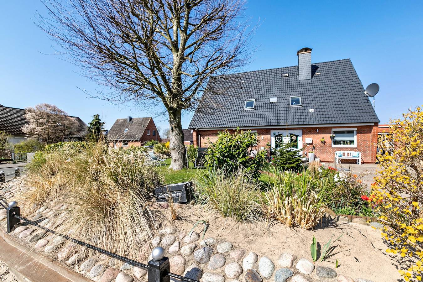 Ganze Wohnung, Ferienwohnung 'Wattlöwe Tönning' mit privater Terrasse, privatem Garten und Wi-Fi in Tönning, Halbinsel Eiderstedt