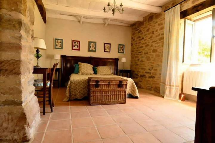 Location de vacances pour 12 personnes, avec jardin à Causse-et-Diège - 3