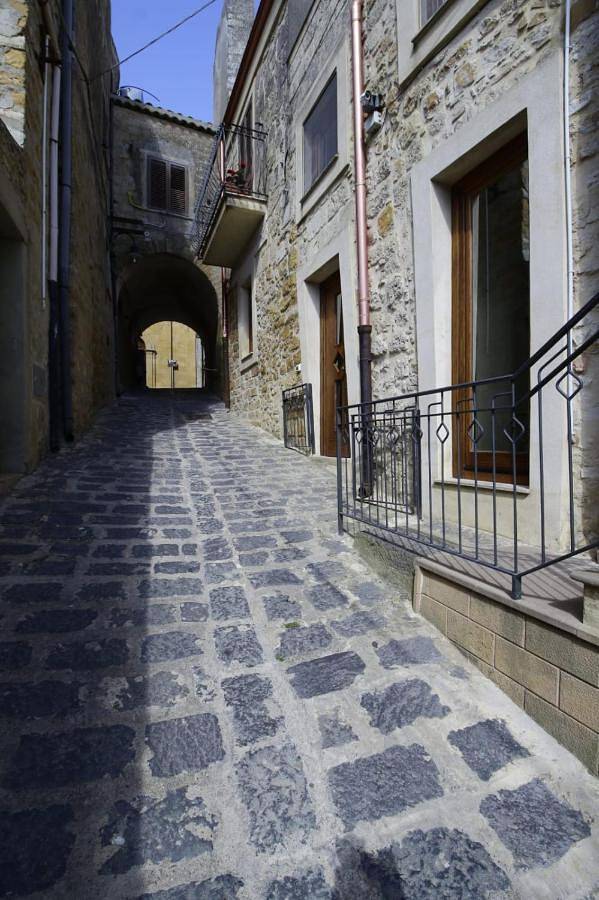 Two-Bedroom Apartment in Calascibetta, Province d'Enna