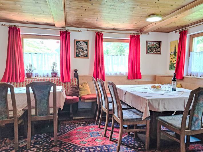 Ferienhaus für 15 Personen, mit Terrasse und Garten sowie Ausblick und Sauna, mit Haustier in Finkenberg - 4