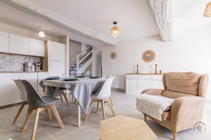 Gîte pour 6 personnes, avec jardin et terrasse, animaux acceptés à Le Val-Saint-Père - 2