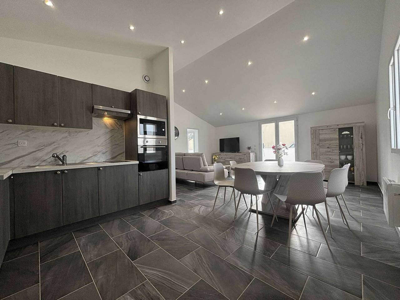 Casa de 3 habitaciones cerca de la playa en Saint-Denis-d'Oléron, ideal para deportes acuáticos in Saint-Denis-d'Oléron, Côte de Beauté