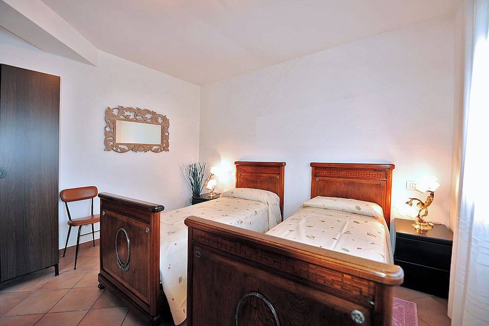Apartamento entero, Apartment with double room, equipped kitchen, Wi-Fi and total security in L'Aquila, Gran Sasso
