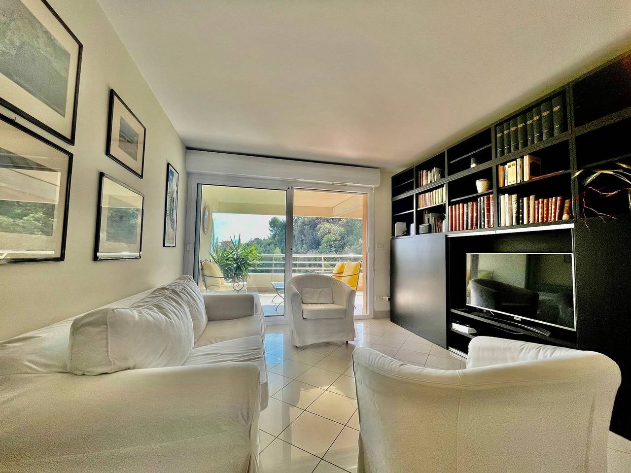 Apartamento entero, 2 rooms in luxury residence bordering Monaco in Beausoleil, Nizza Region