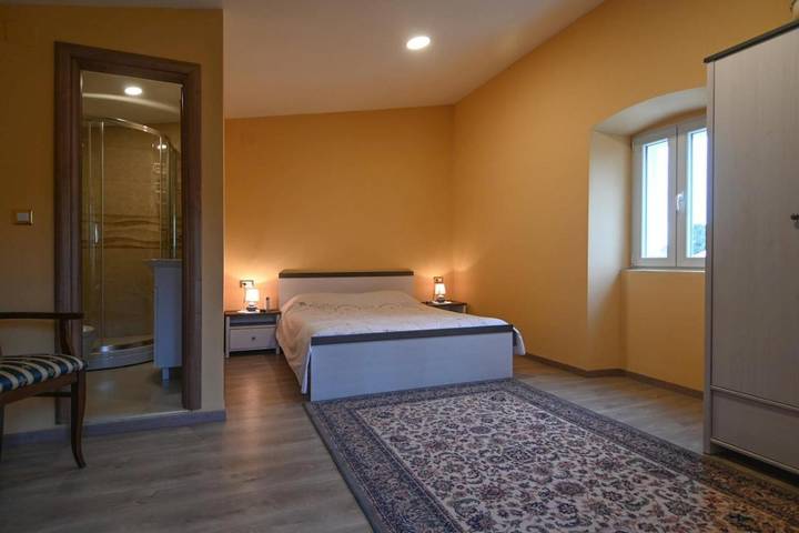 Ferienwohnung für 2 Personen, mit Terrasse in Veli Losinj