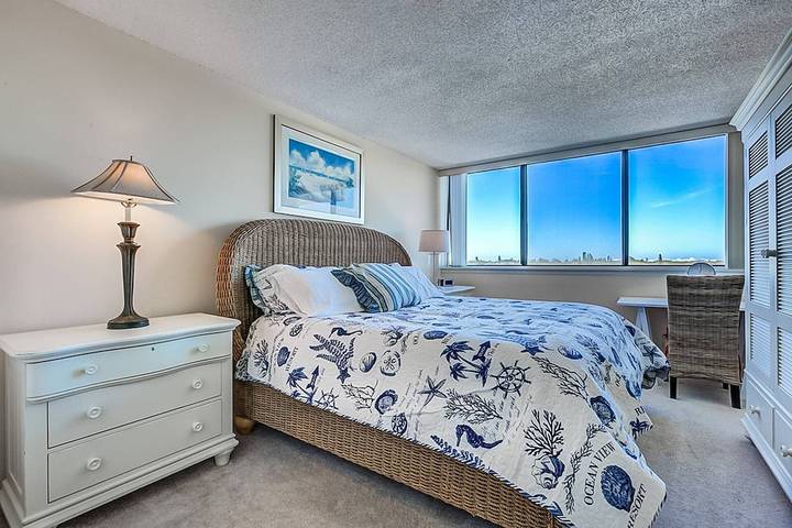 Vacation rental for 6 people, with pool and balcony in Siesta Key Beach