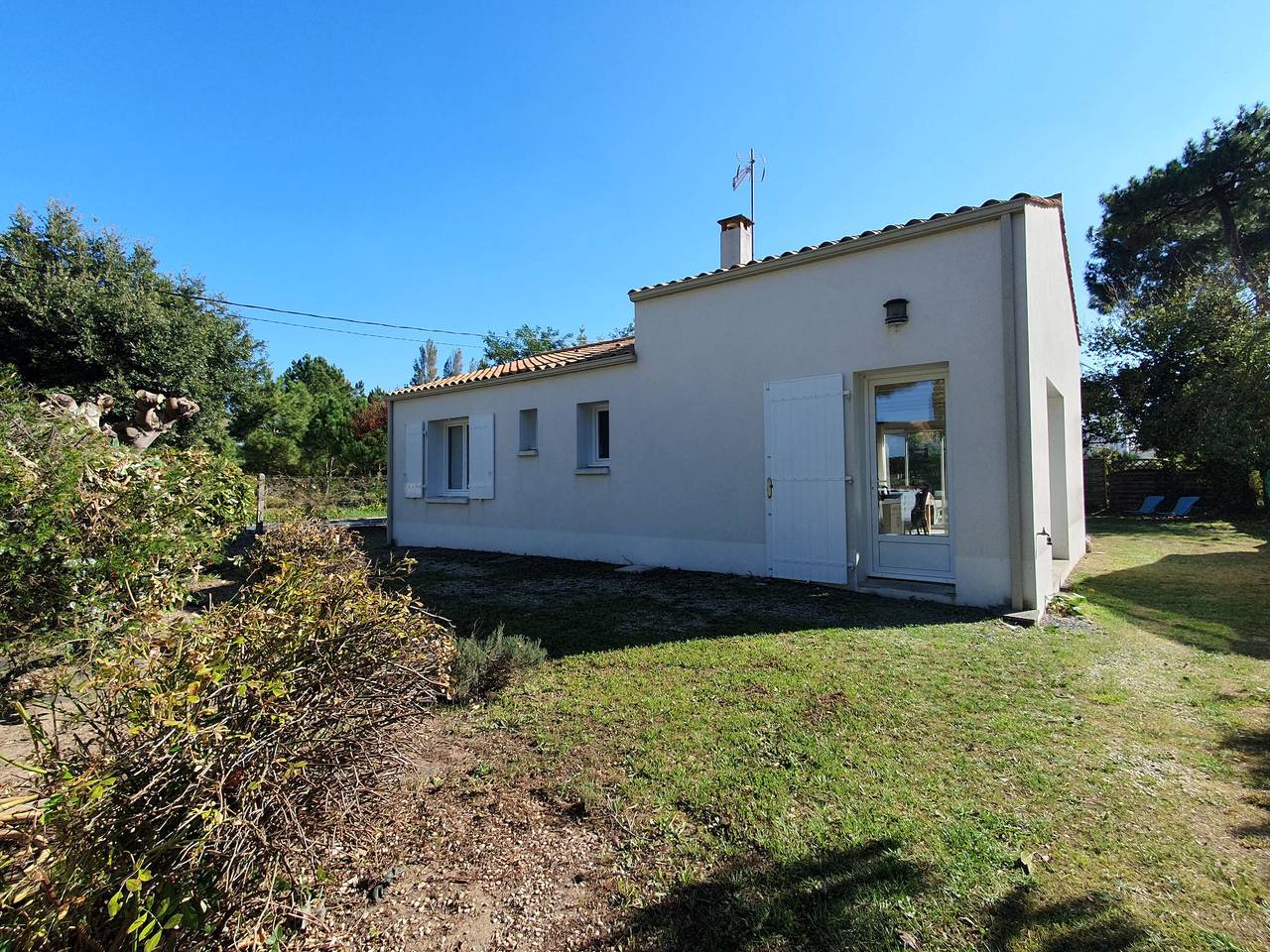 Villa spacieuse proche plage, 5 pers, jardin privatif in L'Aiguillon-la-Presqu'île, Vendée