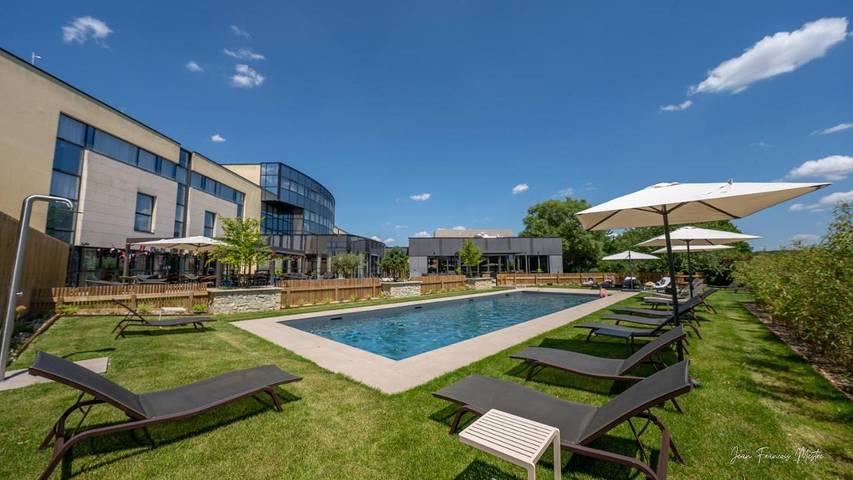 Hôtel pour 2 personnes, avec piscine et jardin, animaux acceptés