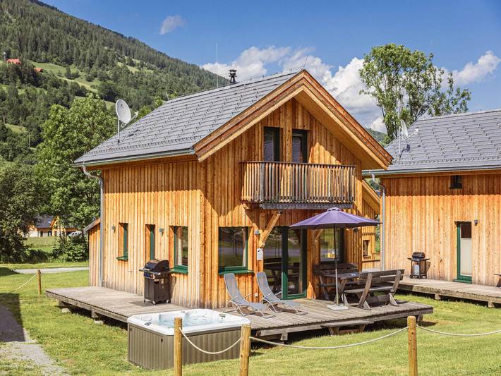 Ferienhaus für 6 Personen, mit Whirlpool und Terrasse sowie Sauna in Kreischberg