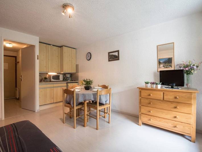 Gîte pour 4 personnes, avec Balcon dans Office De Tourisme De Saint Laurent Soulan - 2