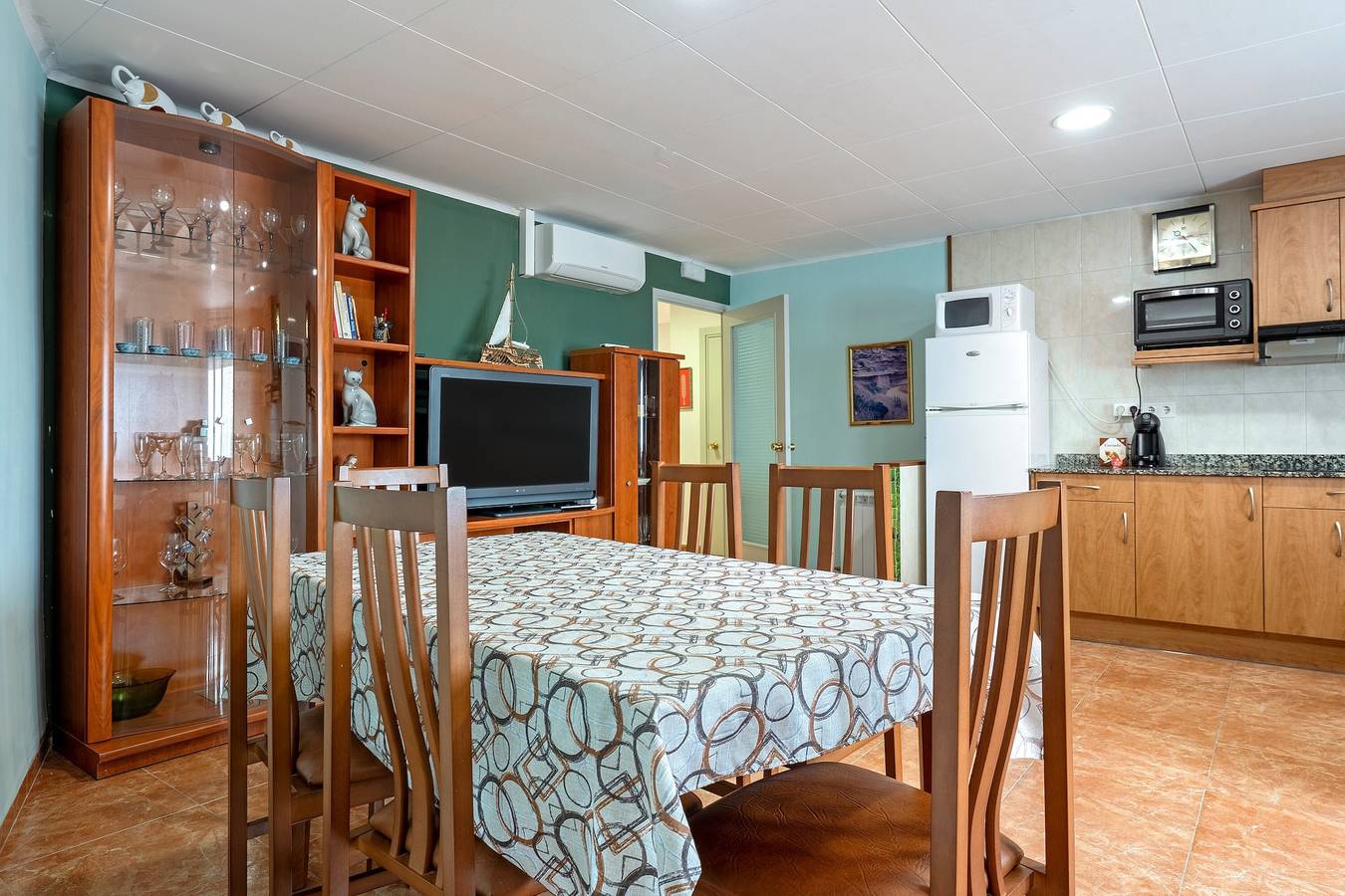 Apartamento entero, Apartamento 'Lo Perxe' con vistas a la montaña, Ideal Btt, vinos relax y naturaleza, Terra Alta.4pax in Villalba de los Arcos, Terra Alta
