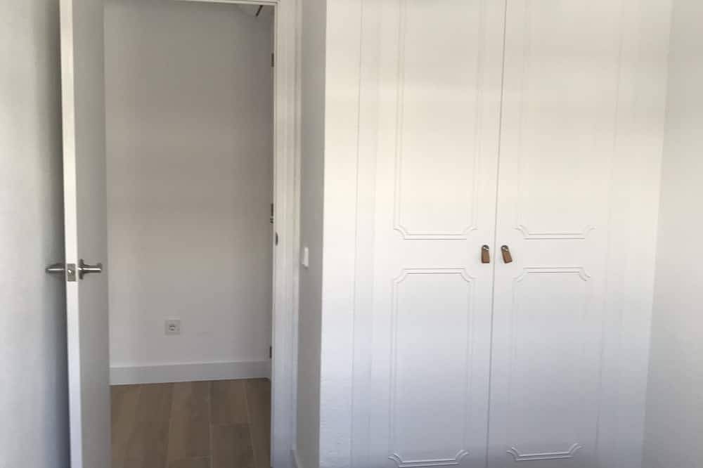 Ganze Wohnung, Luxusapartments in Hafennähe zu vermieten; Boulevard, Sandstrand in El Campello, Costa Blanca