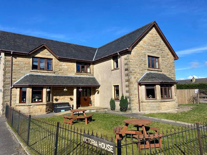 Gîte pour 2 personnes, avec jacuzzi et jardin à Fort William - 2