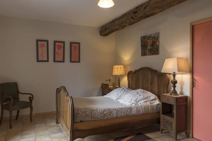 Gîte pour 10 personnes, avec piscine ainsi que balcon et jardin à Souvigny - 4