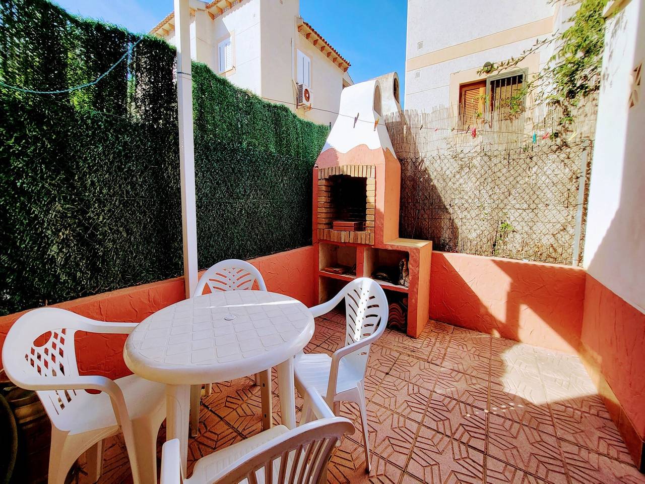Apartamento entero, Acogedor Piso en Urb Las Rosas Guardamar in Playa Moncayo, Guardamar del Segura