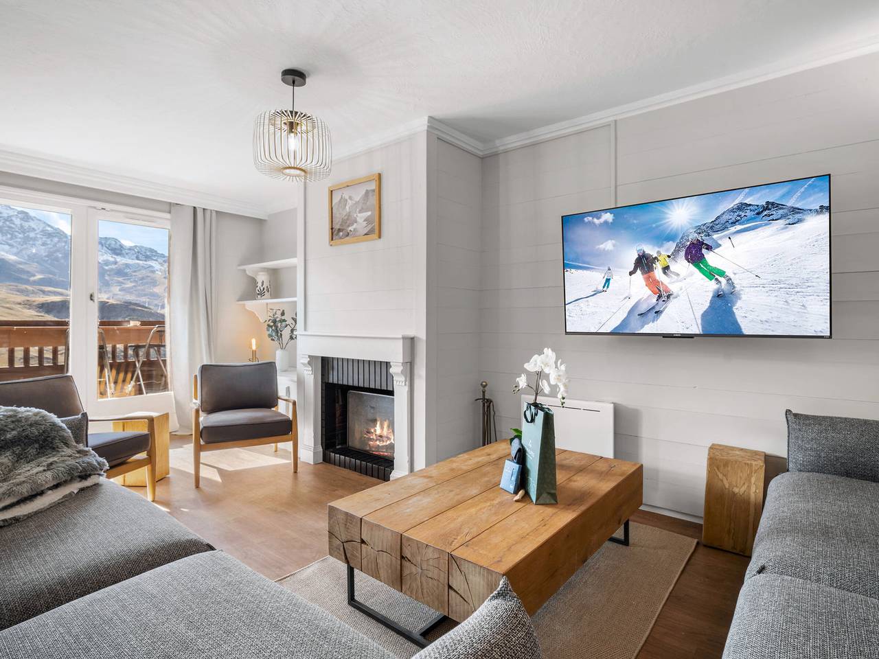 Geheel appartement, Spacious apartment for 10 pax in Val Thorens, ski-in ski-out, south-facing balcony, wellness area in Val Thorens, Massif de la Vanoise