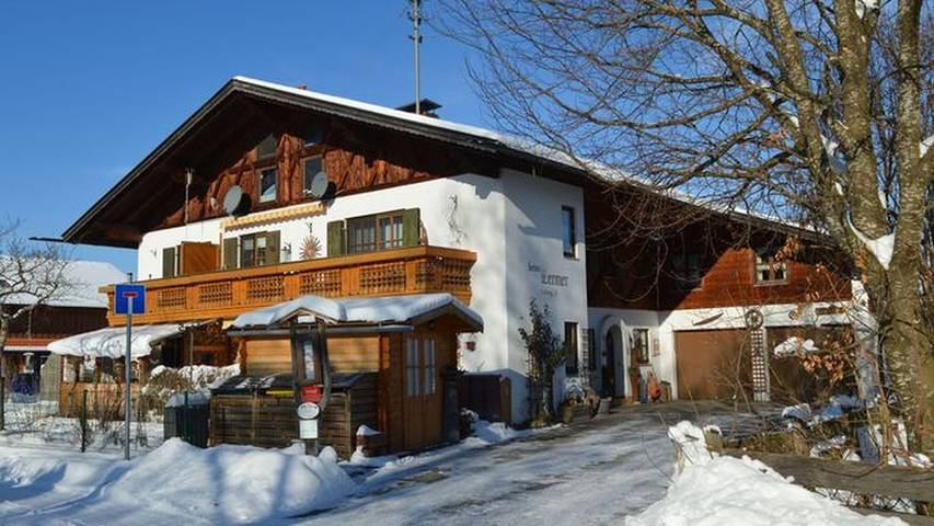 Ferienwohnung für 4 Personen, mit Balkon in der Zugspitzregion - 2