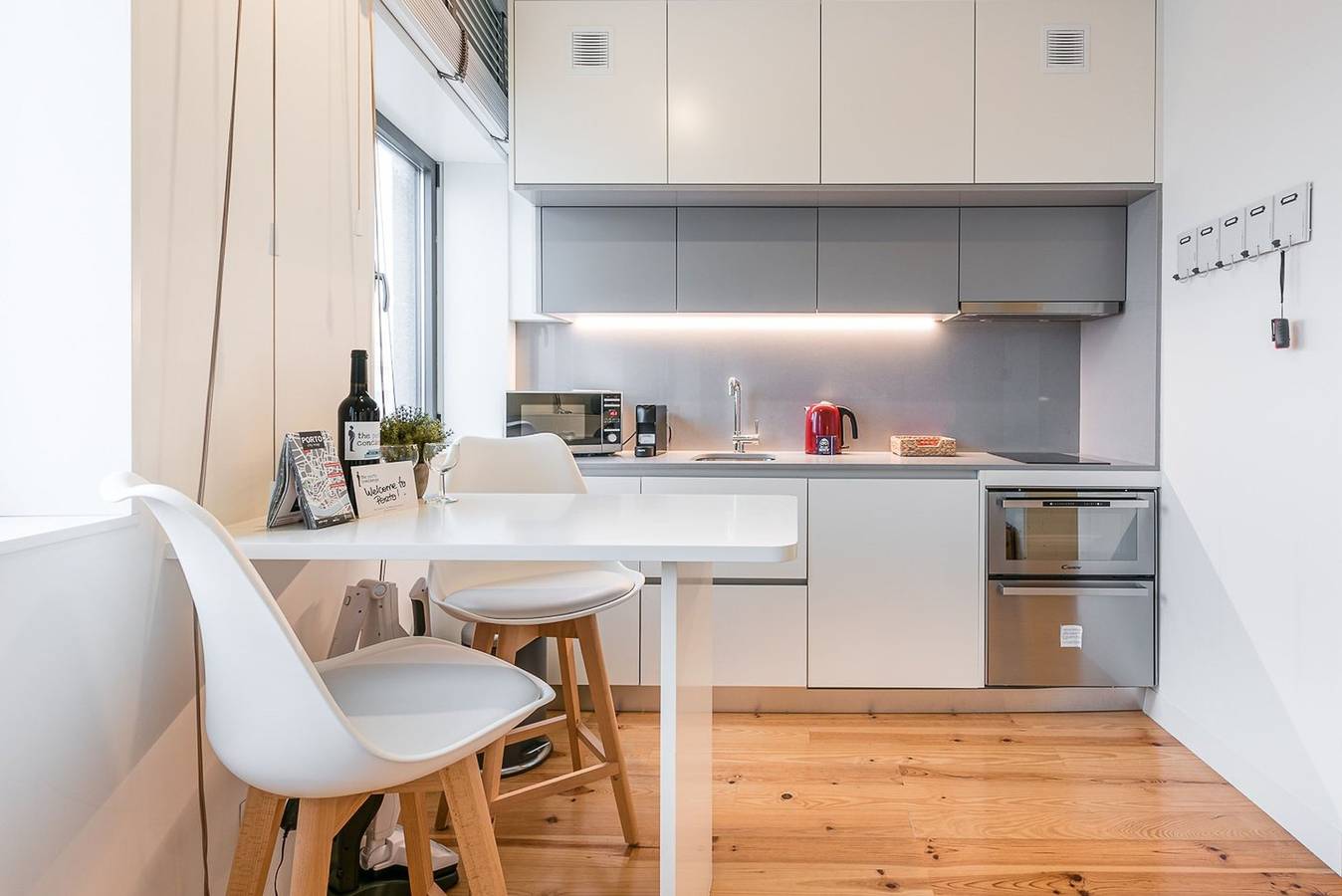 Entire apartment, Lazaro Studio in Porto in Santo Ildefonso, Porto