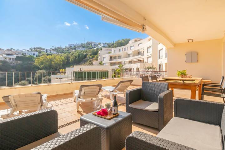 Ferienwohnung für 6 Personen, mit Meerblick und Terrasse sowie Kinderpool und Pool in Marbella - 2