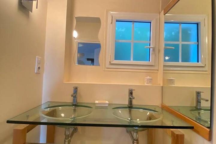 Gîte pour 6 personnes, avec jardin et terrasse à Journiac - 4