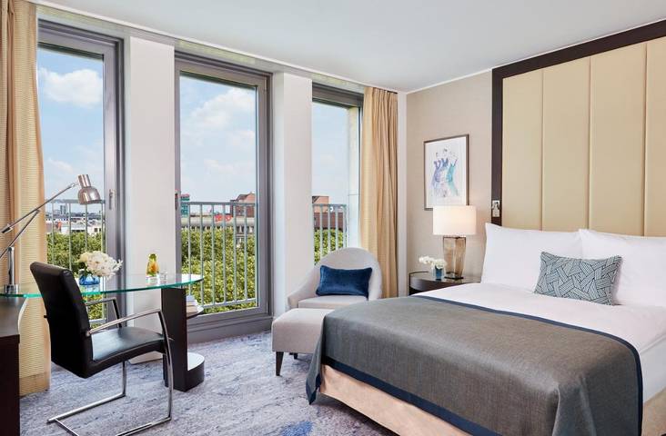 Hôtel pour 2 personnes, avec sauna ainsi que piscine et jacuzzi à Düsseldorf