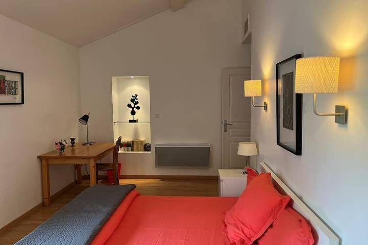 Location de vacances pour 8 personnes, avec jardin et piscine à Sainte-Foy-d'Aigrefeuille - 2