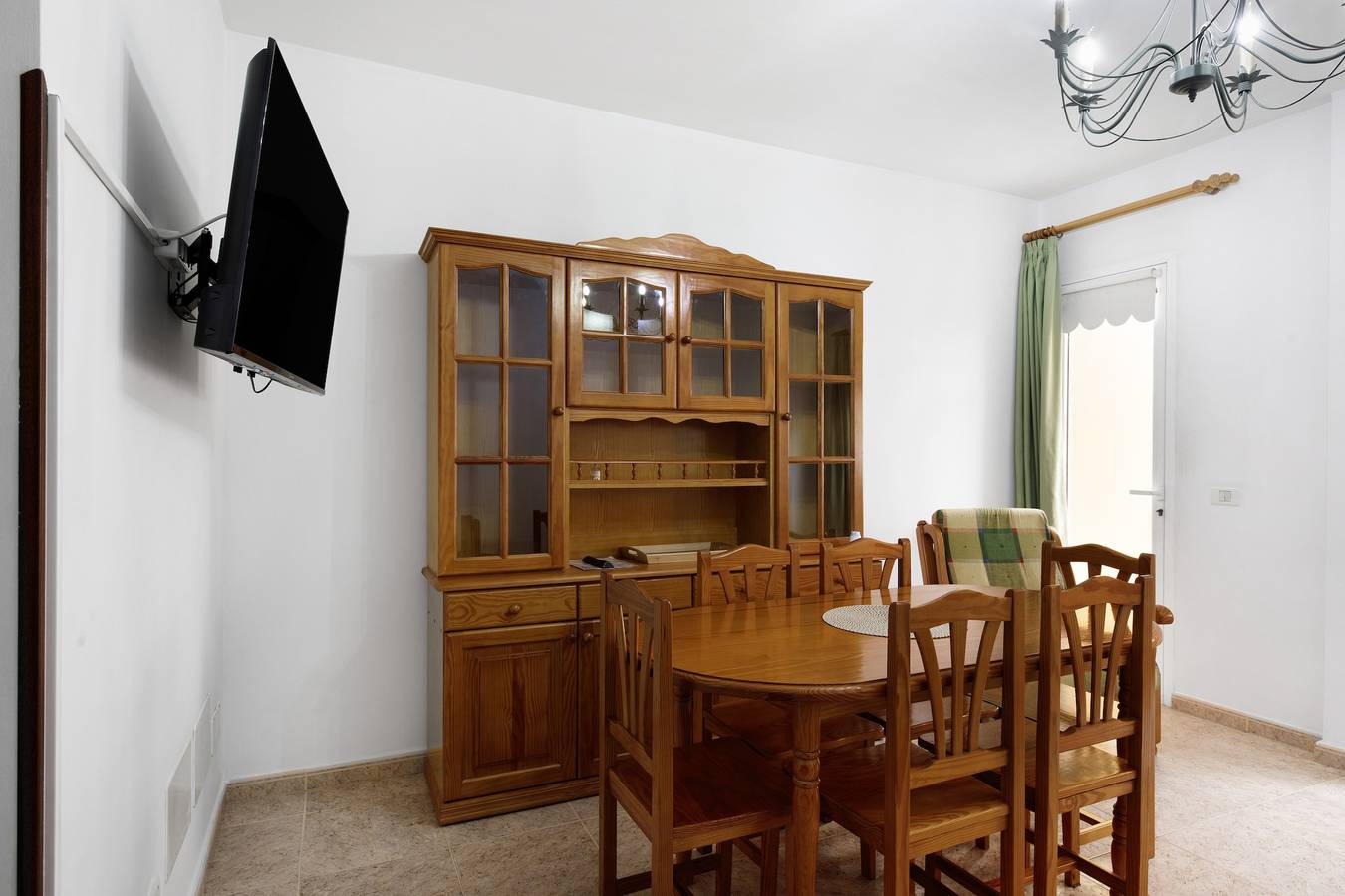 Appartement entier, « Piso Leoncio » avec vue sur la montagne, balcon et Wi-Fi in Breña Alta, La Palma Sud