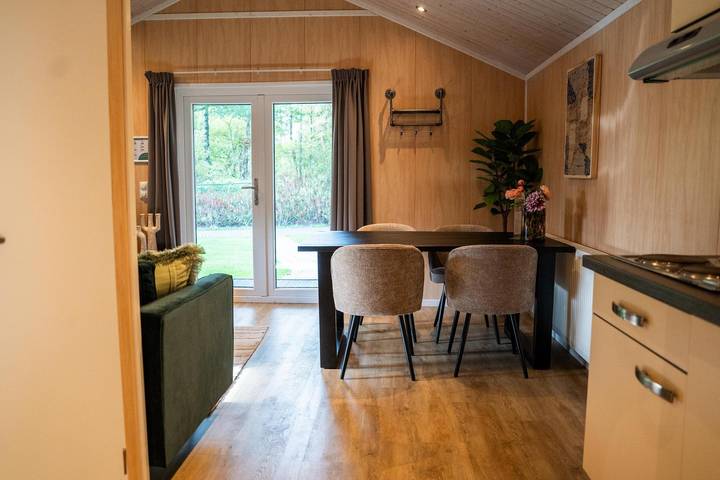 Vakantiepark Latour — Lodge Deluxe | 4 Personen  in Oirschot, Nordbrabant