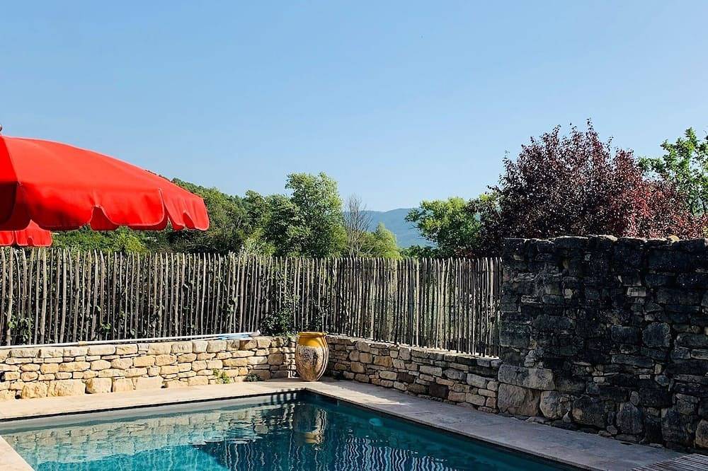 Huis met Provençaalse charme voor liefhebbers van authenticiteit. in Saignon, Parc naturel régional du Luberon