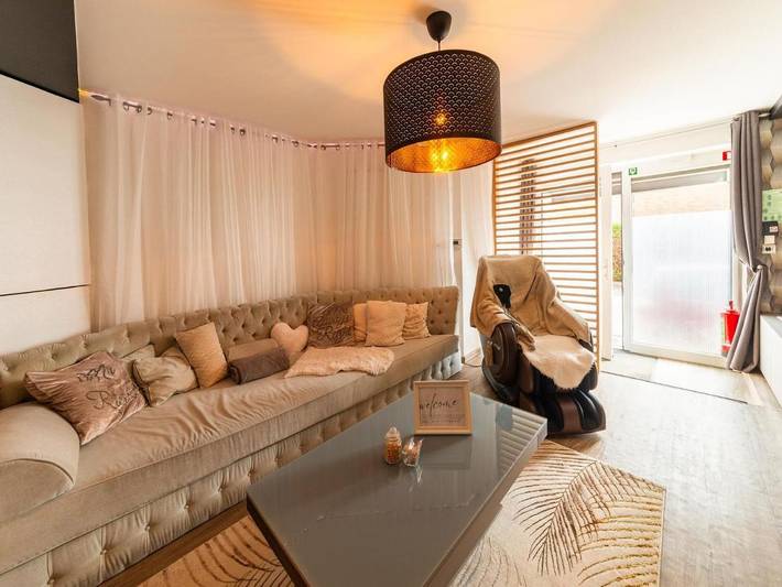 Gîte pour 2 personnes, avec jacuzzi à La Calamine