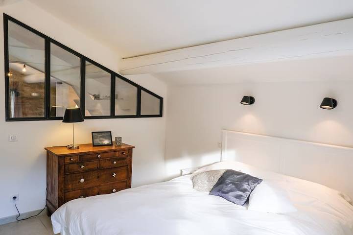 Gîte pour 3 personnes, avec balcon ainsi que piscine et jardin dans La Ceze La Roque Sur Ceze - 2