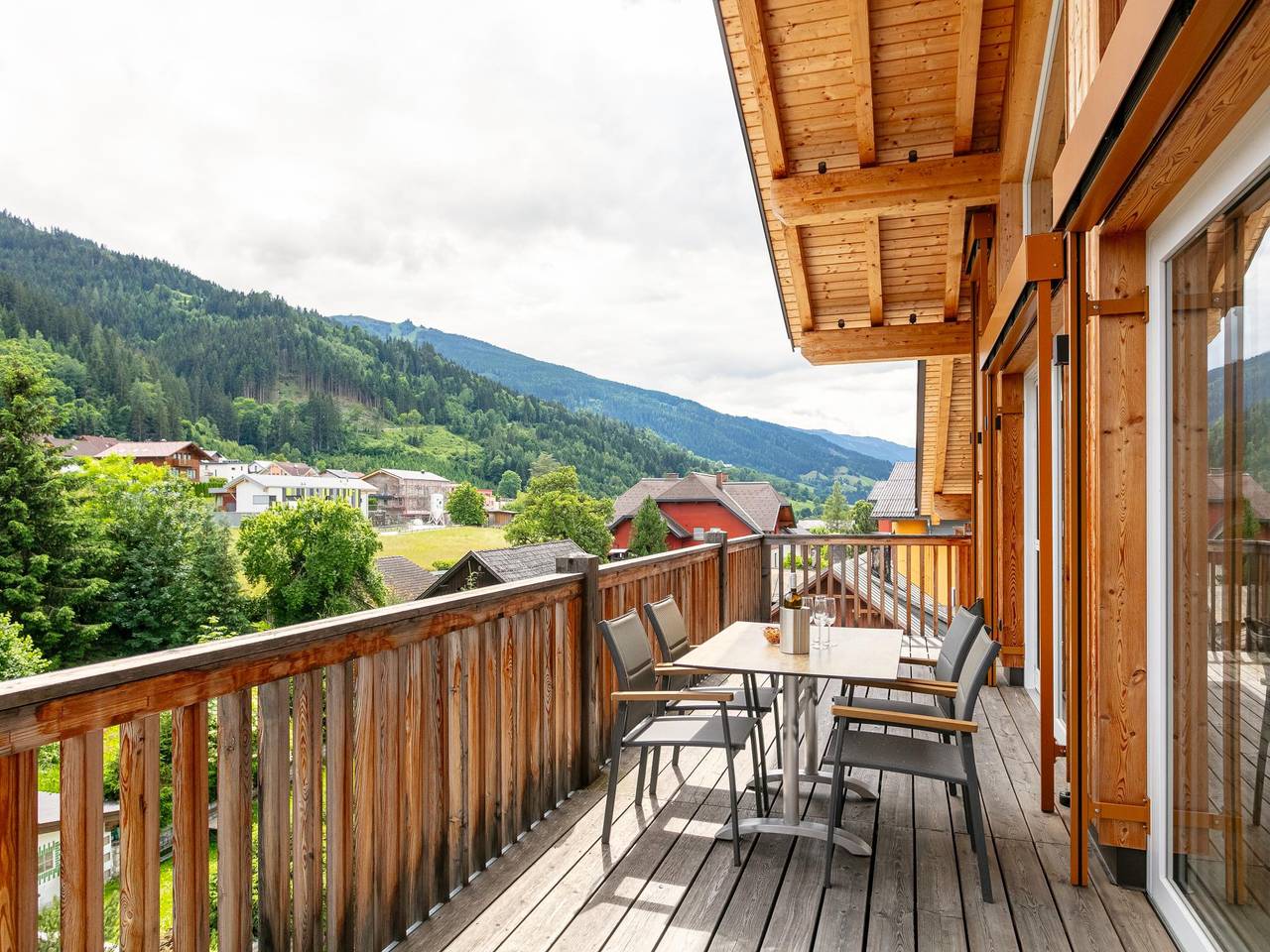 Ganze Wohnung, Penthouse mit Billard und privater Sauna in Haus, Schladming-Dachstein