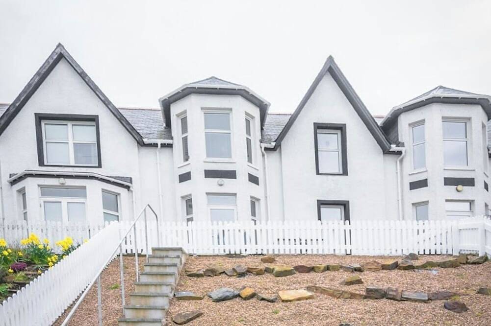 Seaside Self Catering Holiday Townhouse With Excellent Sea Views in Banff, Aberdeenshire