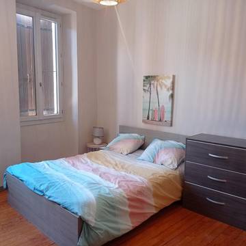 Gîte pour 5 personnes, avec balcon à Saint-Sauveur-de-Montagut