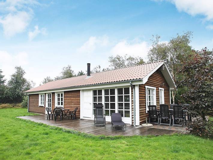 Ferieudlejning for 8 personer, med Terrasse og Sauna i Thorup Strand