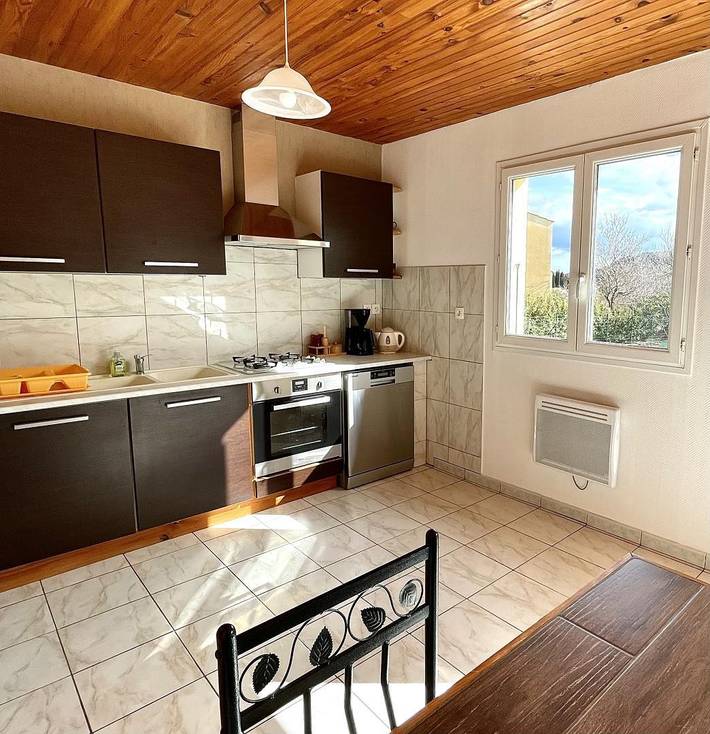 Gîte pour 6 personnes, avec jardin et piscine à Roquefort-des-Corbières - 4