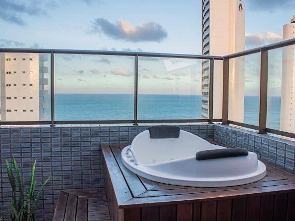 Appartement de vacances pour 4 personnes, avec piscine ainsi que balcon et jacuzzi, adapté aux familles - 1